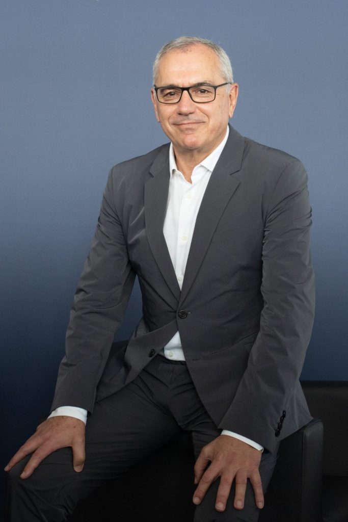 Marc Puig cobró 5,22 millones en 2025 como presidente de Puig, menos de la mitad que en 2024