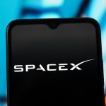 SpaceX planea lanzar un millón de satélites para crear centros de datos de IA en el espacio