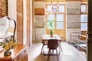 Airbnb recurrirá la multa de 64 millones por anuncios turísticos ilegales en España.