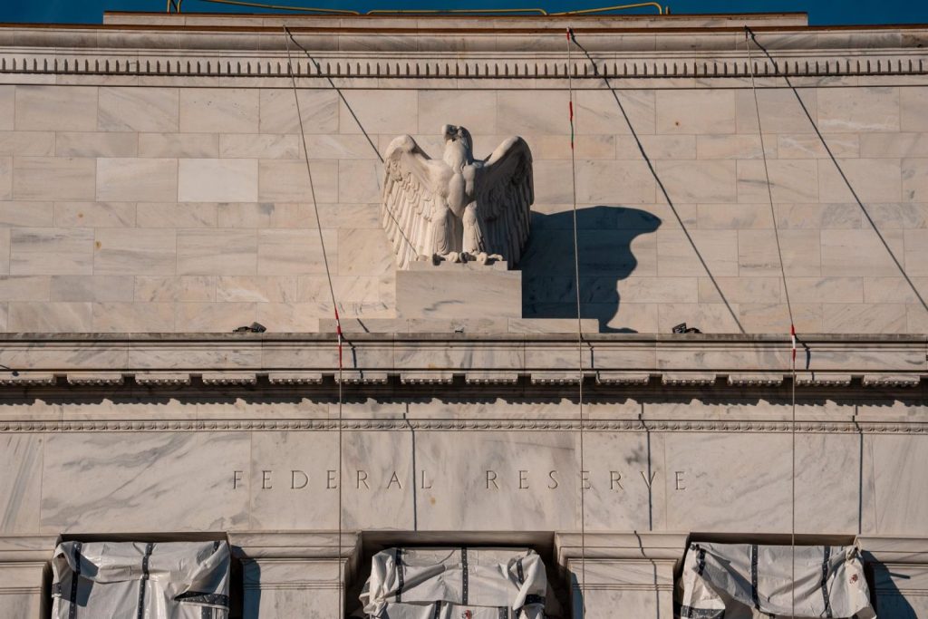 Analistas prevén que la Fed mantendrá los tipos tras el conflicto en Irán y el alza del petróleo