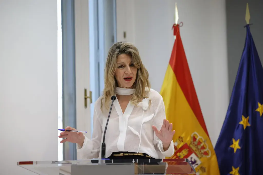 Díaz promete proteger a trabajadores si el conflicto en Irán impacta la economía española