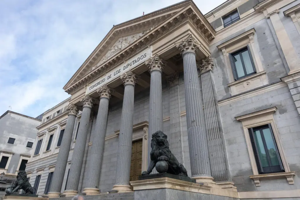 El Congreso aprueba el plan de trabajo para investigar el apagón del pasado abril.