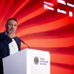 El conseller dice que harán difícil que el MWC no esté en Barcelona otros 20 años más.