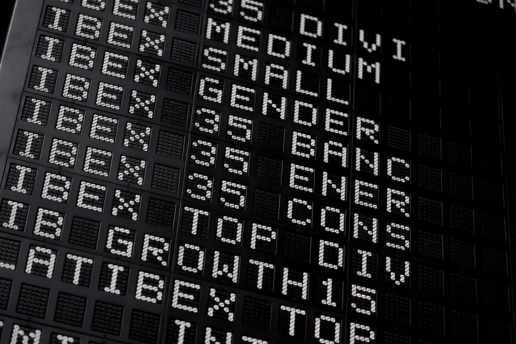 El Ibex 35 sube un 1,08% tras conversaciones entre Trump e Irán y el crudo baja de precio