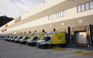 La nueva planta de Makro en Galdakao crea 20 empleos y podrá servir 2.000 pedidos diarios
