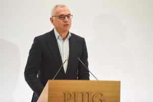 Puig sube casi un 15% en Bolsa por posible fusión con Estée Lauder tras comunicar conversaciones