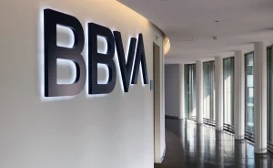 BBVA compra el 73% de su plan de recompra de 1.000 millones en tres semanas