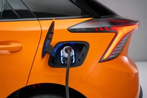 El 18% de los consumidores planea comprar un coche eléctrico en el próximo año, dice Cetelem