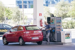 Funcas advierte que la inflación podría rondar el 4% en los próximos meses, con media anual de 3,5%