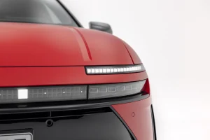 Hyundai lanza el Ioniq 3, un coche 100% eléctrico con hasta 495 km de autonomía y diseño innovador