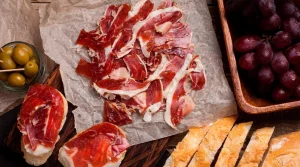 Planas destaca la gastronomía como clave para valorar el sistema alimentario español