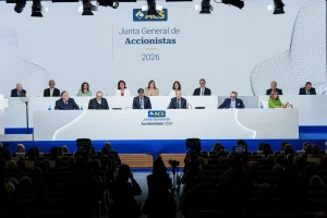 ACS espera ingresos de 25.000 millones en 2030 gracias al boom de centros de datos, que durará 5 años.