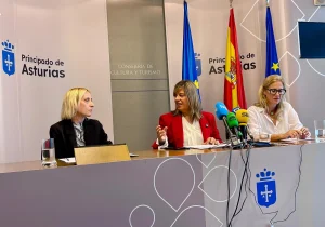 Asturias presenta el anteproyecto de la tasa turística, que afectará a festivales y cruceros