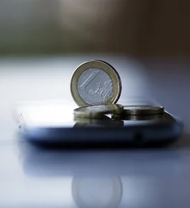 El Índice de Garantía de Competitividad modera su caída al 0,75%, pero lleva 15 meses en descenso