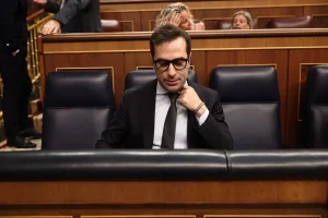 El Tribunal de Cuentas urge a reforzar los recursos para prevenir el blanqueo de capitales