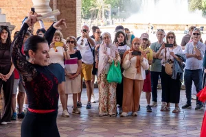 En 2025, casi el 70% de turistas están muy satisfechos con su visita a España, según Turespaña