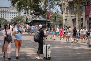 España recibe 17,5 millones de turistas hasta marzo y el gasto crece un 6,3% hasta 25.017 millones
