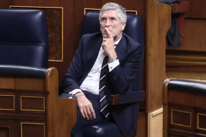 Marlaska se enfrenta hoy en el Congreso a fuertes críticas tras el fallecimiento de dos guardias civiles