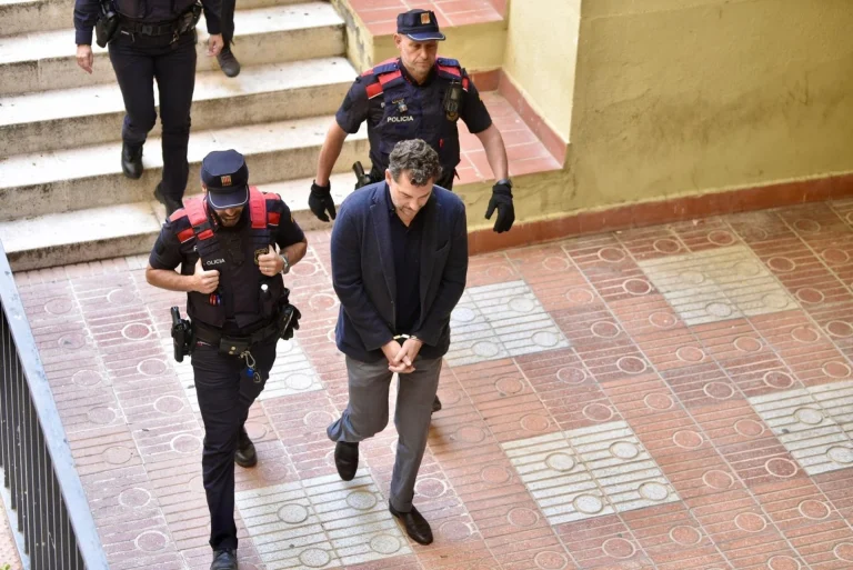 Prisión provisional bajo fianza de un millón para Jonathan Andic tras declarar por muerte de su padre