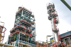 Repsol inicia en Puertollano la producción a gran escala de combustibles 100% renovables