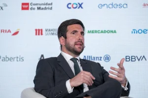Riquelme destaca el valor «transformacional» de la compra de Iberdrola México para cambiar la escala de Cox