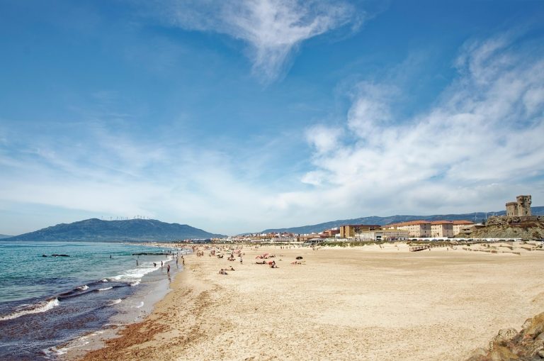 Las mejores escapadas de camping en Cádiz para este verano