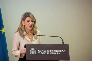 Díaz dice que el Gobierno presentará unos Presupuestos a la altura de esta década