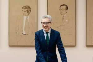 Hacienda asegura que los Presupuestos de 2027 contemplarán el mayor gasto social de la historia