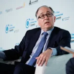 IAG alerta de la volatilidad del crudo por la crisis en Oriente Medio y retrasos de entregas