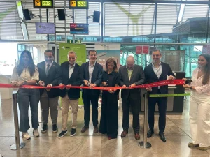 Iberia inaugura la ruta Madrid-Toronto con una ocupación superior al 95% y 37.000 plazas en verano