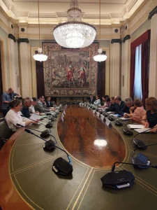 Unión de Uniones pide a Planas reforzar la PAC y ampliar ayudas por el precio de fertilizantes