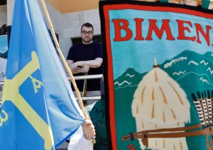 Adrián Barbón blinda el proyecto de Indra en Barros y descarta su traslado a Galicia