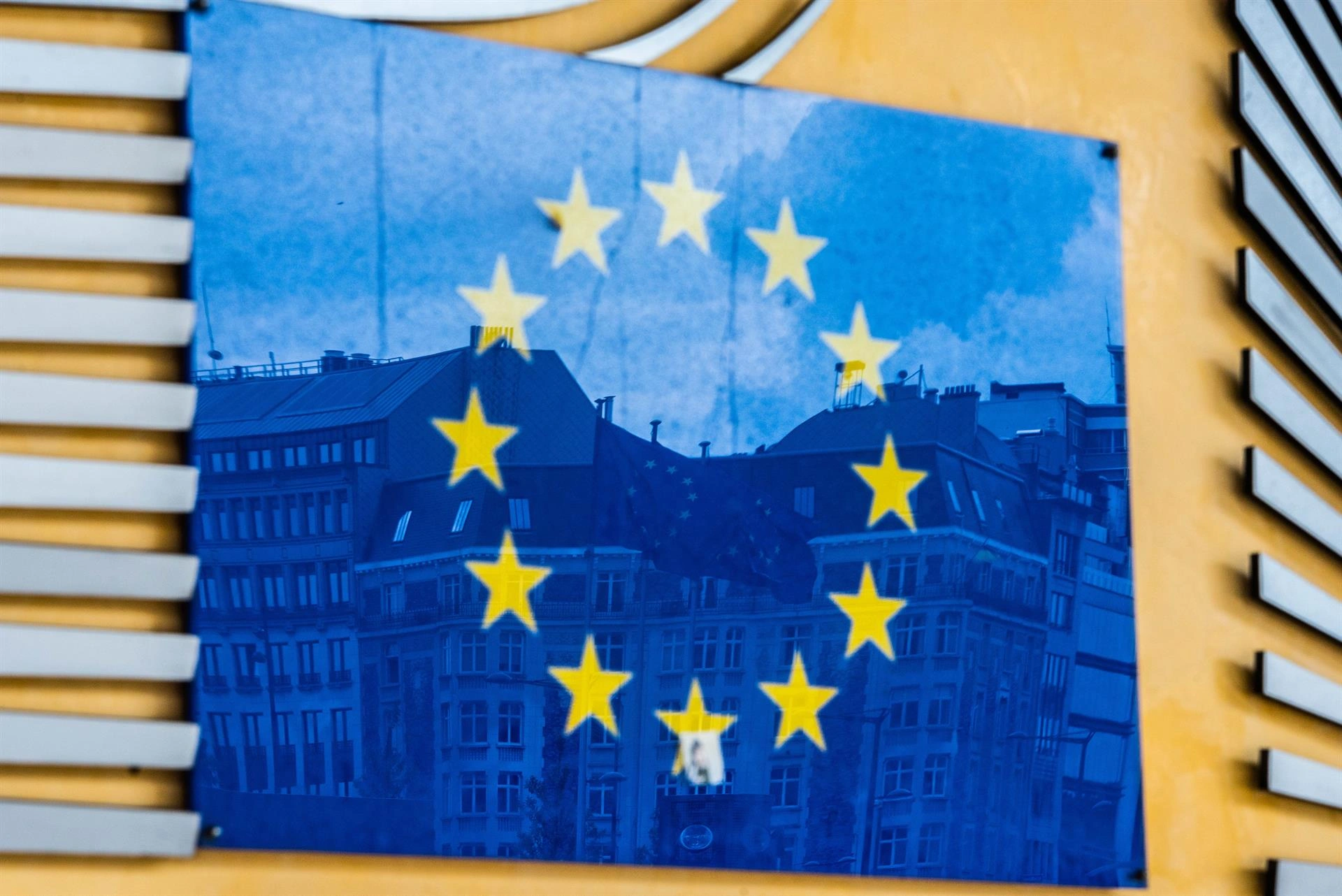 Bruselas pide a España más medidas contra la corrupción de alto nivel y controles de interés