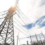 Bruselas quiere duplicar el peso de la electricidad y gravarla menos que el gas en la UE