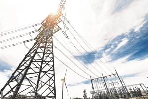 Bruselas quiere duplicar el peso de la electricidad y gravarla menos que el gas en la UE