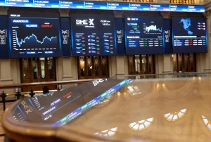 La Bolsa española reparte 26.399 millones en dividendos en el primer semestre de 2026, un 21% más