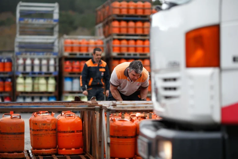 La bombona de butano se dispara tras decaer la rebaja del IVA y se encarece hasta 17,83 euros
