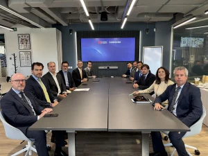 La Comunidad de Madrid y Samsung exploran nuevos usos de la IA en la Administración regional
