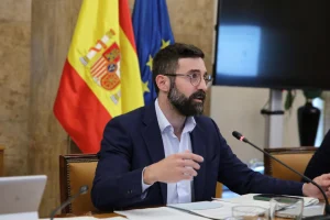La Conferencia Sectorial de Energía aprueba 368 millones para climatizar hospitales y colegios