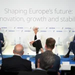 Lagarde (BCE) ve los riesgos para el crecimiento y la inflación más equilibrados que antes