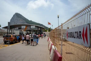 Los empresarios ven el acuerdo de Gibraltar como un avance, pero piden más medidas
