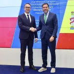 Puente se reúne en Varsovia con el ministro de Infraestructuras y empresas españolas del sector