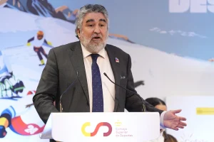 Rodríguez Uribes asegura que el fútbol español vive una edad dorada, masculino y femenino