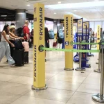 Ryanair gana un 34% menos en su primer trimestre por el alza del combustible y tarifas más bajas
