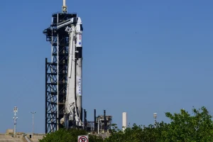 SpaceX cumple su primer mes en Bolsa con las acciones por debajo de su precio de debut