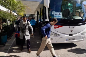Un tribunal anula la licitación de Renfe para crear una empresa de autobuses por quejas patronales