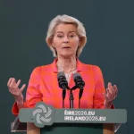 Von der Leyen avisa a Pekín de que la UE está preparada para todo si fracasa el diálogo comercial