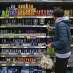Baleares multará con hasta 60.000 euros la venta de bebidas energéticas a menores de edad