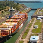 El Canal de Panamá limita el tránsito de buques por la caída de las lluvias por El Niño
