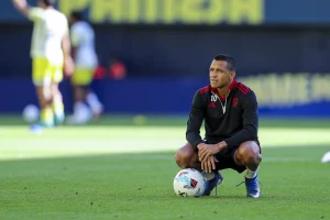El delantero chileno Alexis Sánchez firma con el CF Montréal hasta la Sprint Season de 2027 en la MLS